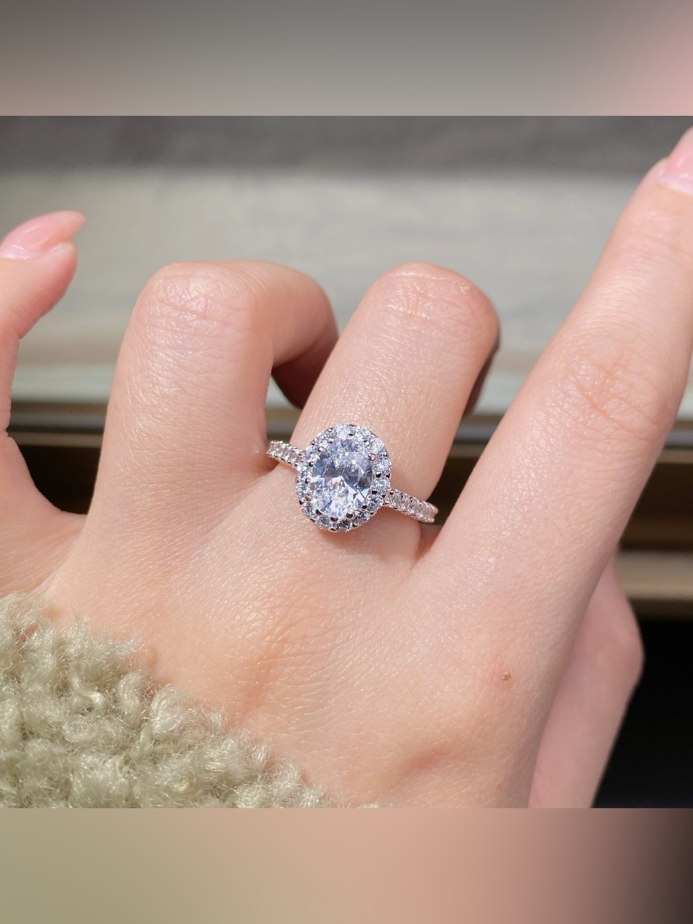 1.5 Carat Moissanite 925 Sterling Silver Oval Ring